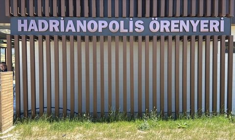 Hadrianopolis Antik Kenti QR Kodu ile Gezi Deneyimi Sunuyor