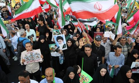 İran'da İsrail ve ABD'ye Karşı Büyük Protesto Düzenlendi