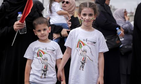 İstanbul'da İsrail'in İran'a Yönelik Saldırıları Protesto Edildi