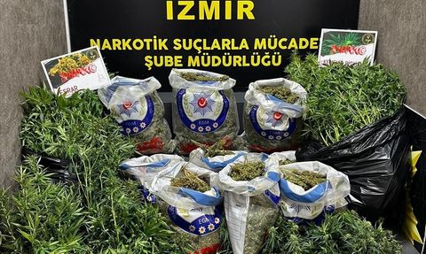 İzmir'de Uyuşturucu Operasyonunda 6 Kişi Tutuklandı