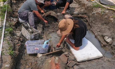 İznik'teki Kutsal Pederler Kilisesi Kazıları Devam Ediyor