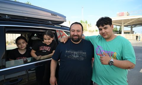 Kapıkule'den Türkiye'ye Dönüş: Gurbetçilerin Bayram Sevinci