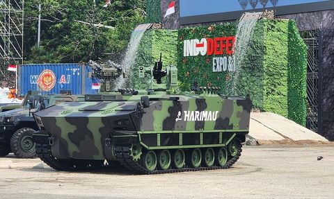 KAPLAN Zırhlı Personel Taşıyıcı İlk Kez Endonezya'da Sergilendi