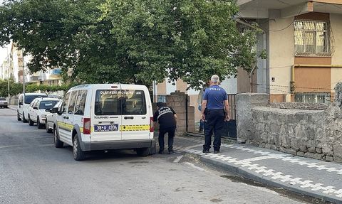 Kayseri'de İki Arkadaş Bıçakla Yaralandı