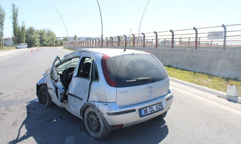 Kayseri'deki Trafik Kazasında Hamile Sürücü Hayatını Kaybetti