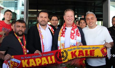Kayserispor'un Yeni Teknik Direktörü Markus Gisdol Kayseri'ye Geldi