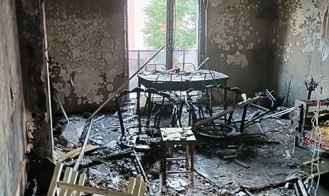 Kırıkkale'de Apartmanda Yangın: 8 Kişi Dumandan Etkilendi