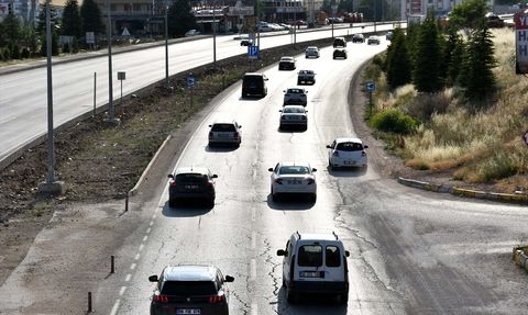 Kırıkkale'de Bayram Dönüşü Trafik Yoğunluğu