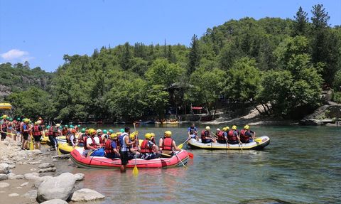 Köprüçay'da Rafting Heyecanı