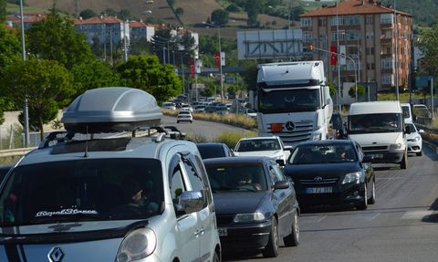 Kurban Bayramı'nda Samsun-Ankara Yolunda Yoğunluk
