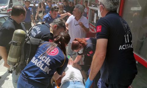 Manisa'da Asansör Yangını: Bir Kişi Dumandan Etkilendi