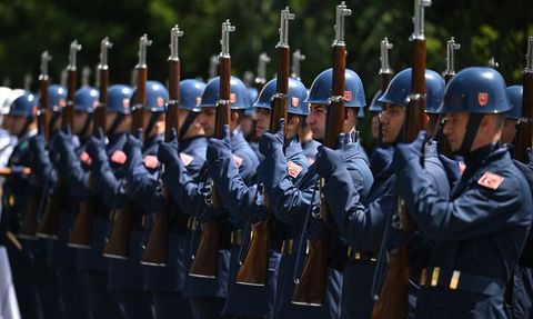 Orgeneral Gürak ve İtalyan Mevkidaşı Portolano'nun Görüşmesi