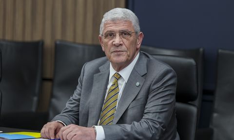 Özgür Özel ve Müsavat Dervişoğlu'ndan Ortak Açıklamalar