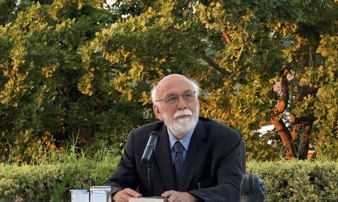 Prof. Dr. Nabi Avcı, Fethi Gemuhluoğlu Anısına Konuşma Gerçekleştirdi