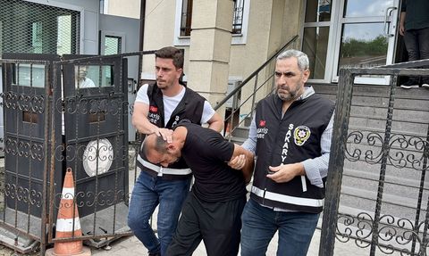 Sakarya'da Eski Eşi Tarafından Vurulan Kadın Hayatını Kaybetti