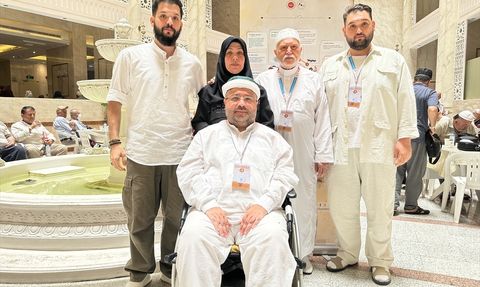 SMA Hastası İsa Demirhan 16 Yıl Sonra Hac Vazifesini Yerine Getirdi