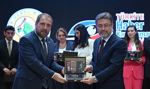 Türkiye'deki Orman Yangınlarını Anlatan "yakMA" Kitabı Tanıtıldı