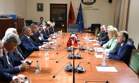 Türkiye ve Arnavutluk Parlamentoları Arası İşbirliği Güçleniyor