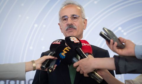 Ulaştırma Bakanı Uraloğlu'ndan İsrail-İran Gerilimi ve Sivil Havacılık Açıklaması