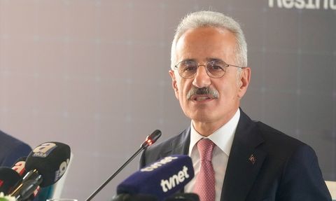 Ulaştırma ve Altyapı Bakanı Uraloğlu'ndan Önemli Açıklamalar