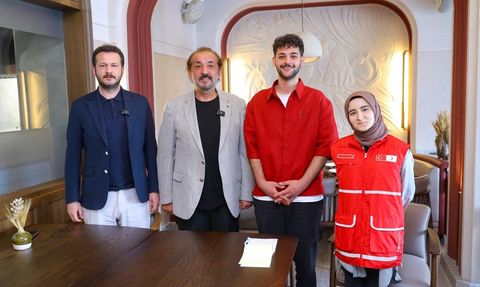 Ünlü Şefler Kızılay'a Destek Verdi