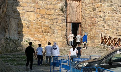 Ünye Kalesi, 14 Günde 35 Bin Ziyaretçi Ağırladı