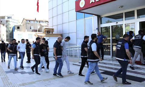 Uyuşturucu Operasyonu: 24 Gözaltı