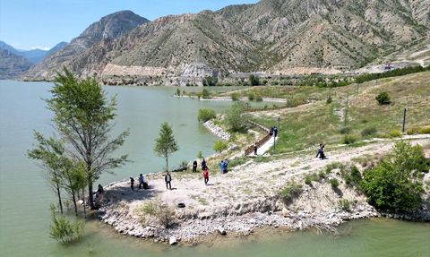 Uzundere'de Dünya Çevre Günü Temizlik Etkinliği