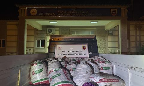 Van'da 2 Ton Kaçak İnci Kefali Ele Geçirildi