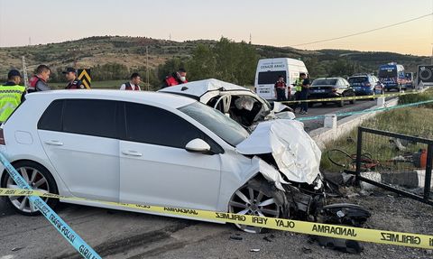 Yozgat'ta Trafik Kazası: 2 Ölü, 1 Yaralı