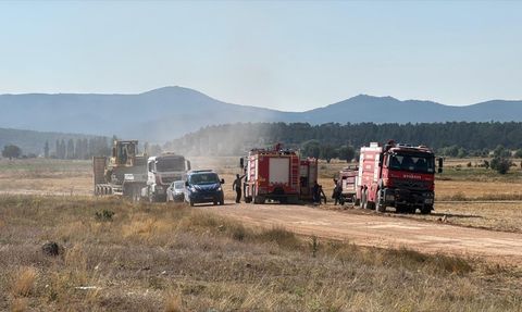 Afyonkarahisar'daki Orman Yangınına Müdahale Devam Ediyor