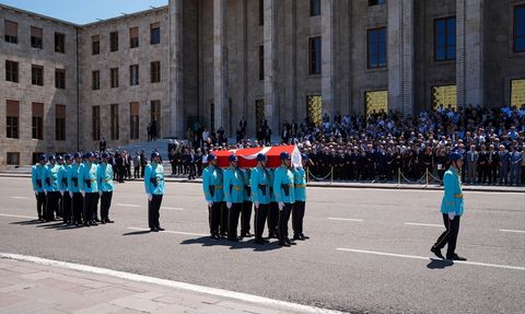 Altan Öymen için TBMM'de Tören Düzenlendi