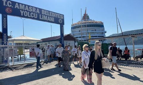 Amasra'ya Gelen Astoria Grande Kruvaziyeri