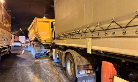 Anadolu Otoyolu'nda Zincirleme Kaza: 2 Yaralı