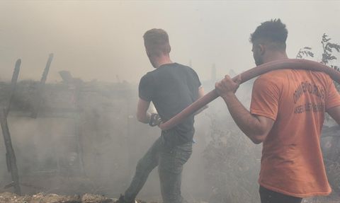 Antalya'da Yangın Alarmı: Akseki'de Alevler Evleri Tehdit Ediyor