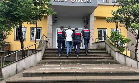 Artvin'de Uyuşturucu Operasyonu: 28 Yaşındaki Zanlı Tutuklandı