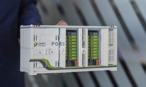 Astronergy'den Balıkesir'e 700 Milyon Dolarlık Güneş Hücresi Tesisi