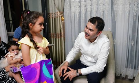 Bakan Kurum Malatya'da Depremzedeleri Ziyaret Etti