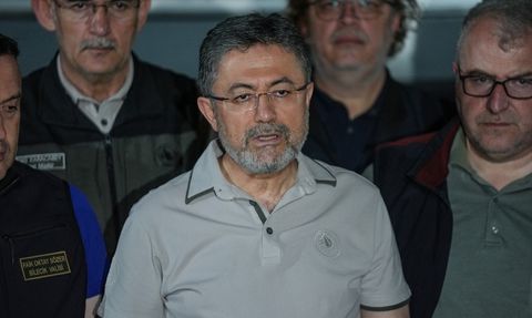 Bakan Yumaklı'dan Orman Yangınları Açıklaması