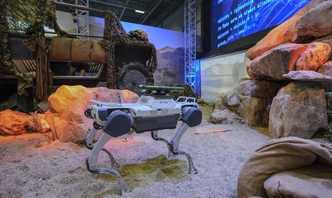 BİTES, IDEF 2025'te Robot Köpeklerle Yenilikçi Çözümler Sunuyor