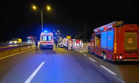 Bursa'da Hafif Ticari Araç Trafik Kazasında İki Kişi Yaralandı