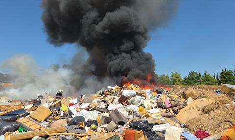 Bursa'da Katı Atık Depolama Alanında Yangın Kontrol Altına Alındı