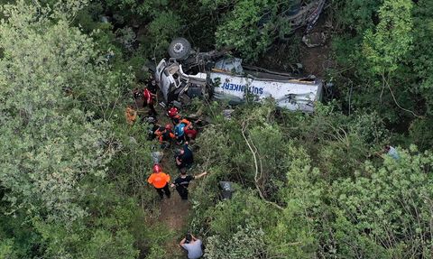 Bursa'da Orman Yangını Bölgesinde Kaza: 3 Kişi Hayatını Kaybetti