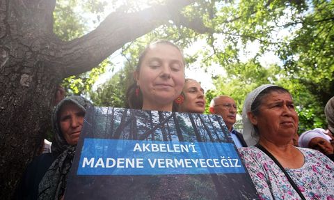 Çiftçiler TBMM Önünde Enerji ve Maden Düzenlemeleri İçin Toplandı