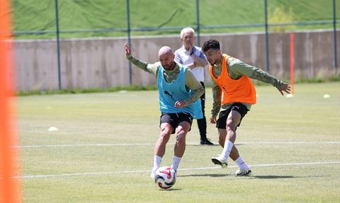 Corendon Alanyaspor Erzurum Kampına Başladı