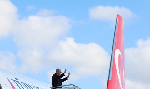 Cumhurbaşkanı Erdoğan, Azerbaycan'da Ekonomik Zirveye Katıldı