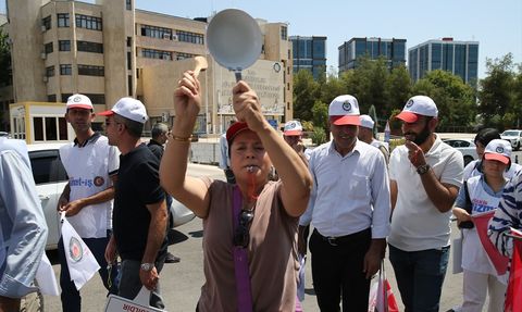 Diyarbakır'da İşten Çıkarma Protestoları Sürüyor