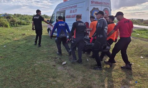 Diyarbakır'da Nehirde Kaybolan Genç Bulundu