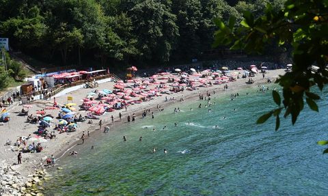 Düzce'nin Akçakoca İlçesinde Sıcak Hava Yoğunluğu Artırdı