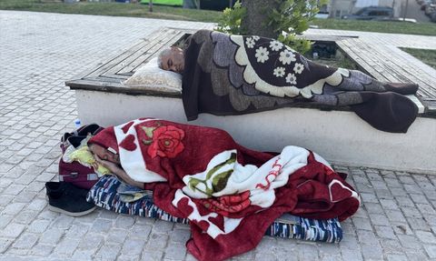 Edirne'de Güreşseverlerin Açık Havada Konaklaması